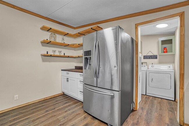 Building Photo - 20735 E County Rd 153