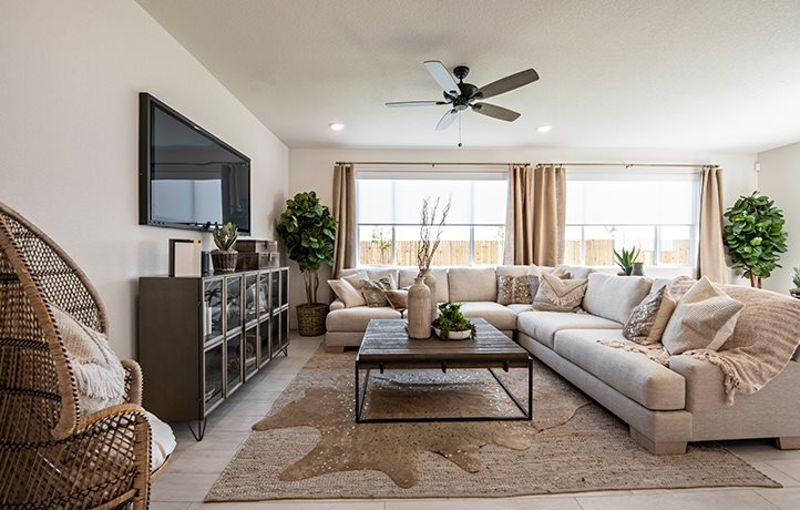 Building Photo - 2363 Explorador Dr