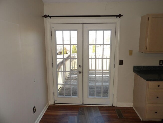 Building Photo - 107 Shannon Ln