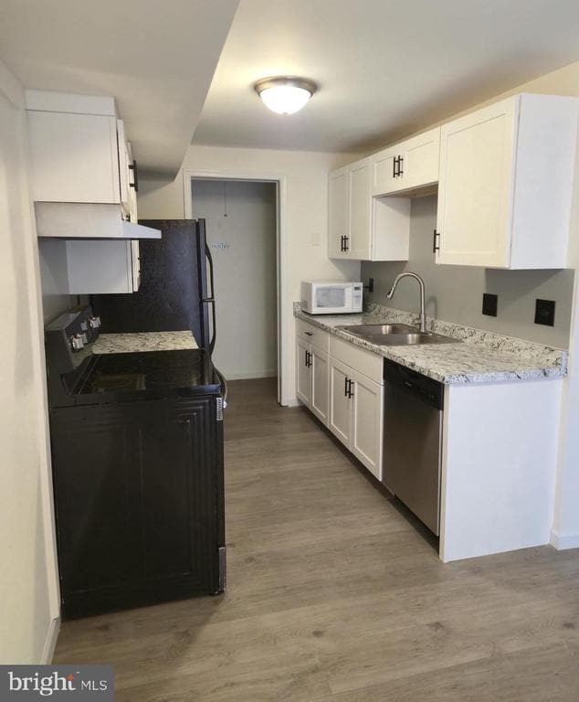 Building Photo - 82 Ewing Dr