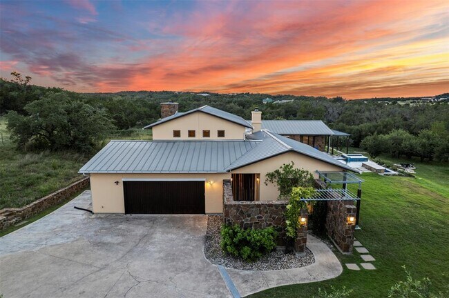 Building Photo - 9208 Madrone Ranch Trail