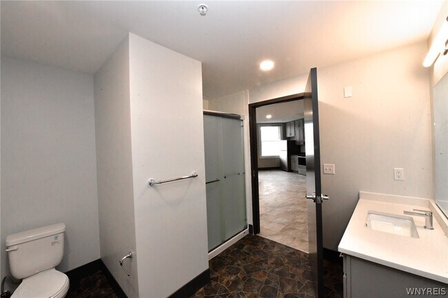 Building Photo - 40 North St