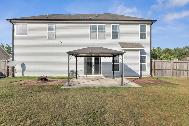 Building Photo - Beautiful home in a great neighborhood!