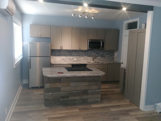 Building Photo - Armada Rd. Apartments