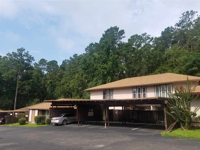 Building Photo - 209 Westwood Dr