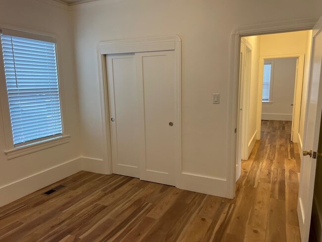 Building Photo - 708 N L St