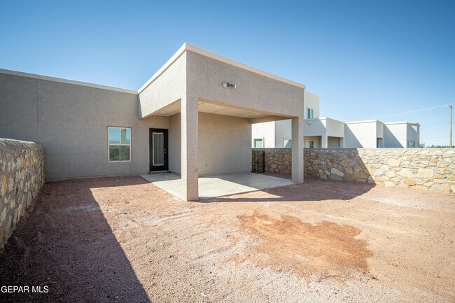 Building Photo - 3424 Gary Brewster Pl