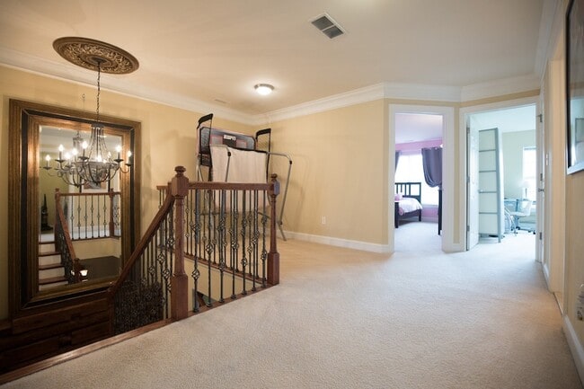 Building Photo - 216 Westbrook Dr