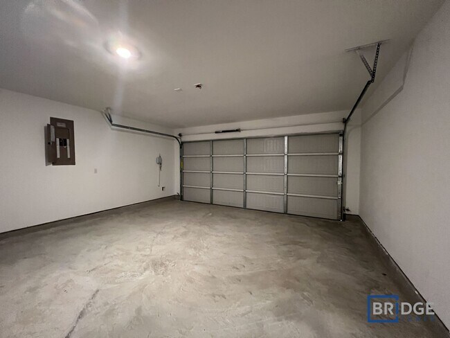 Building Photo - 3315 Aster Mdw Wy