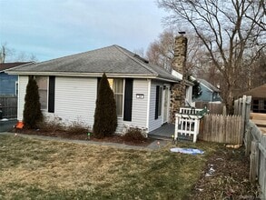 Building Photo - 24 Cooledge Dr