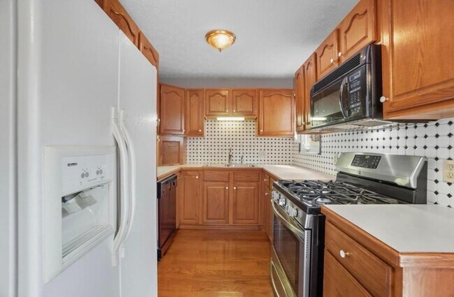 Building Photo - 5401 Spire Ln