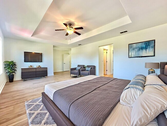 Building Photo - Upscale and modern 5bedroom/2.5bath home in Festival Community!