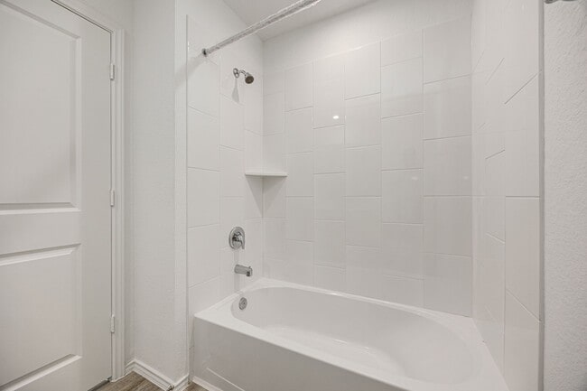 Building Photo - 31019 Delamere Turn Trial