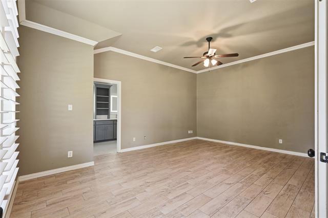 Building Photo - 900 Muirfield Dr