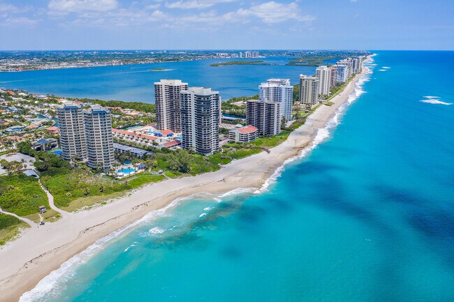 Building Photo - 4000 N Ocean Dr
