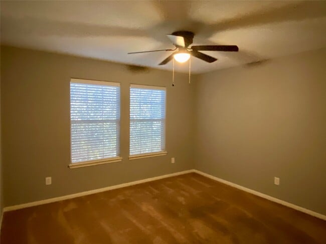 Building Photo - 2827 Mustang Hill Ln