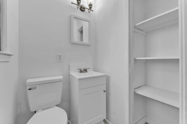 Building Photo - Spacious 3BR Ranch on Over Half an Acre in Seneca! $1,700/mo rent