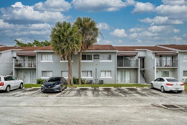 Building Photo - 1139 Lake Terry Dr