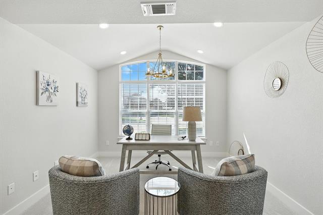 Building Photo - 3901 Montecito Dr