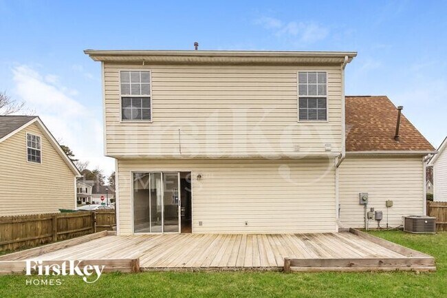 Building Photo - 9849 Aviary Hill Way