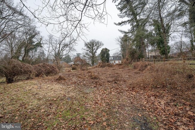 Building Photo - 622 Spring Ave