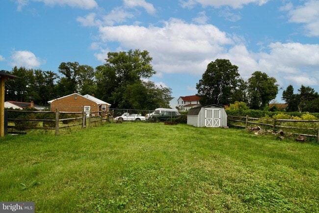 Building Photo - 8808 Oxon Hill Rd