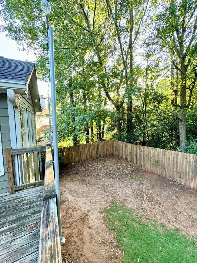 Building Photo - 1254 Township Dr