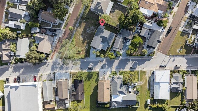 Building Photo - 207 Athens St