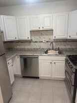 Building Photo - 3807 Swann Rd