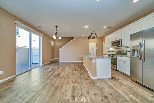 Building Photo - 35879 Landon Ln