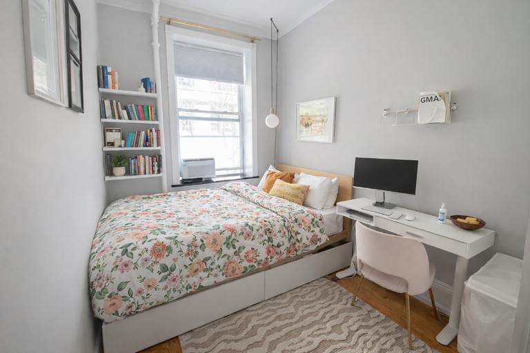 Building Photo - 147 Avenue A