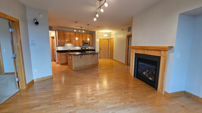 Building Photo - 317 Groveland Ave