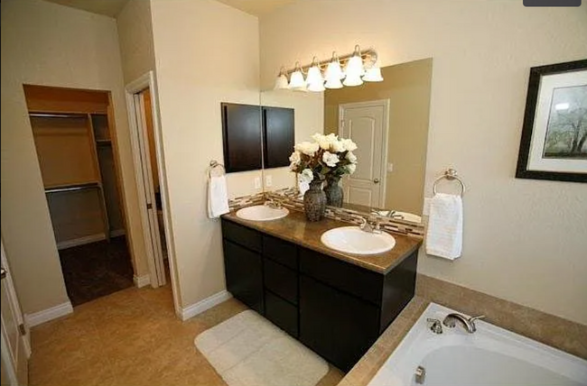 Building Photo - Great Townhome in Fort Collins