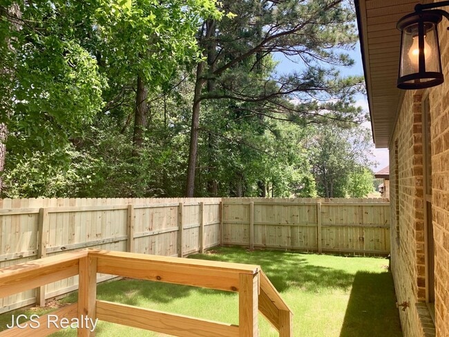 Building Photo - 3 br, 2 bath House - 328 Wolf Den