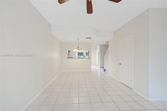 Building Photo - 4 Key W Ct