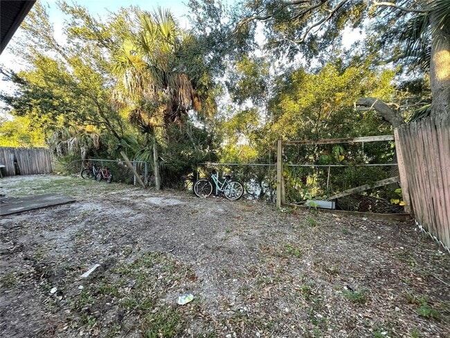 Building Photo - 185 Fulton St NE