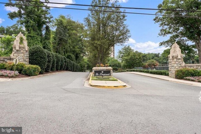 Building Photo - 5225 Pooks Hill Rd