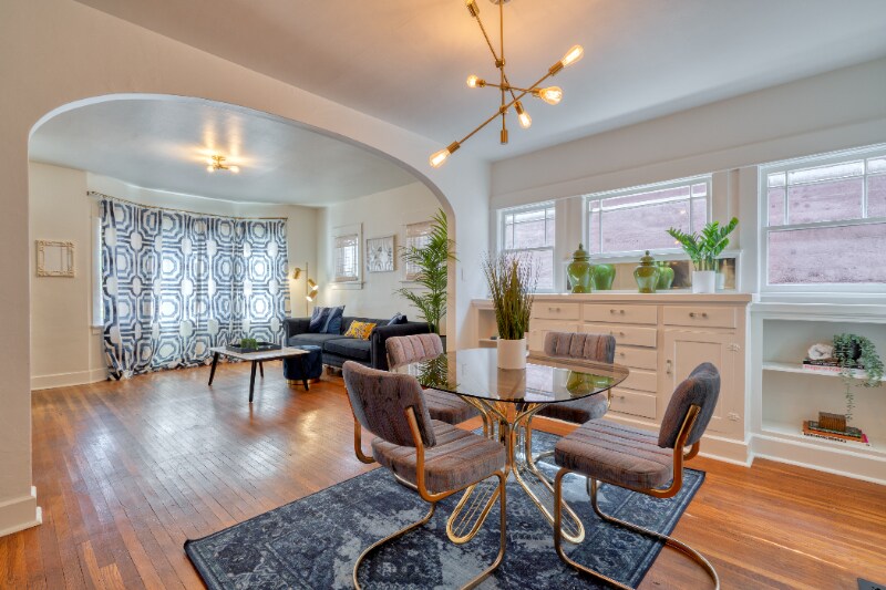 Building Photo - 2215 SE Powell Blvd