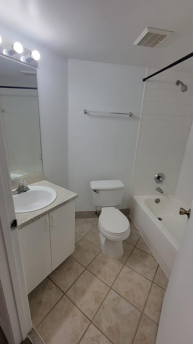 Building Photo - 4197 N Haverhill Rd