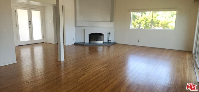 Building Photo - 1317 Devlin Dr