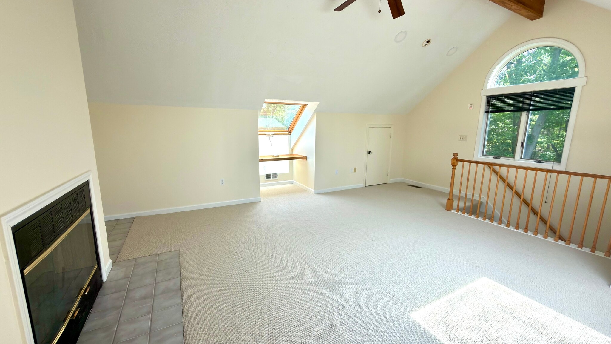 Building Photo - 26 Lions Ln