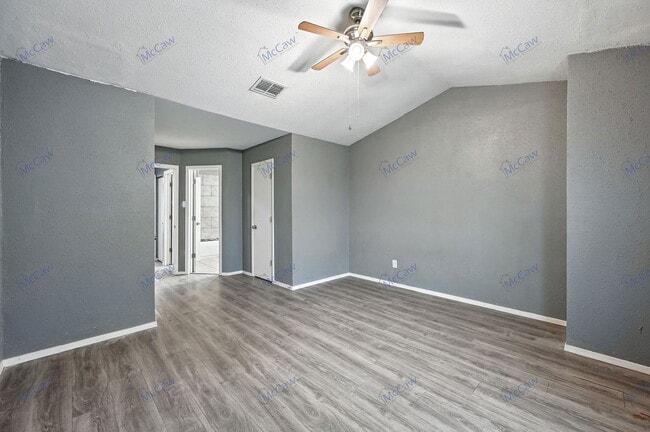 Building Photo - 9510 Olde Towne Row