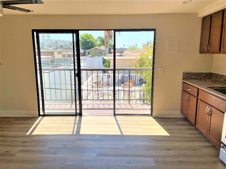 Building Photo - 101 W Canada