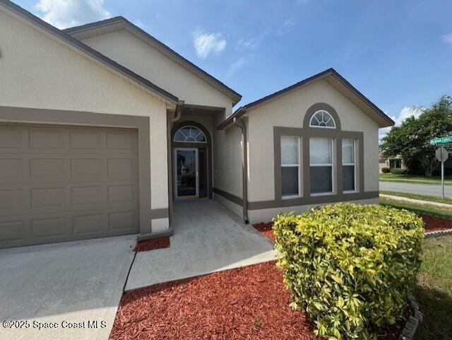Building Photo - 8517 Ivanhoe Dr