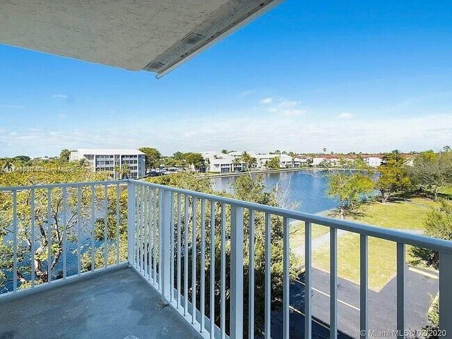 Building Photo - 8240 SW 210th St