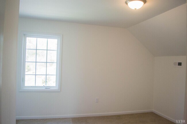 Building Photo - 105 Red Maple Ct
