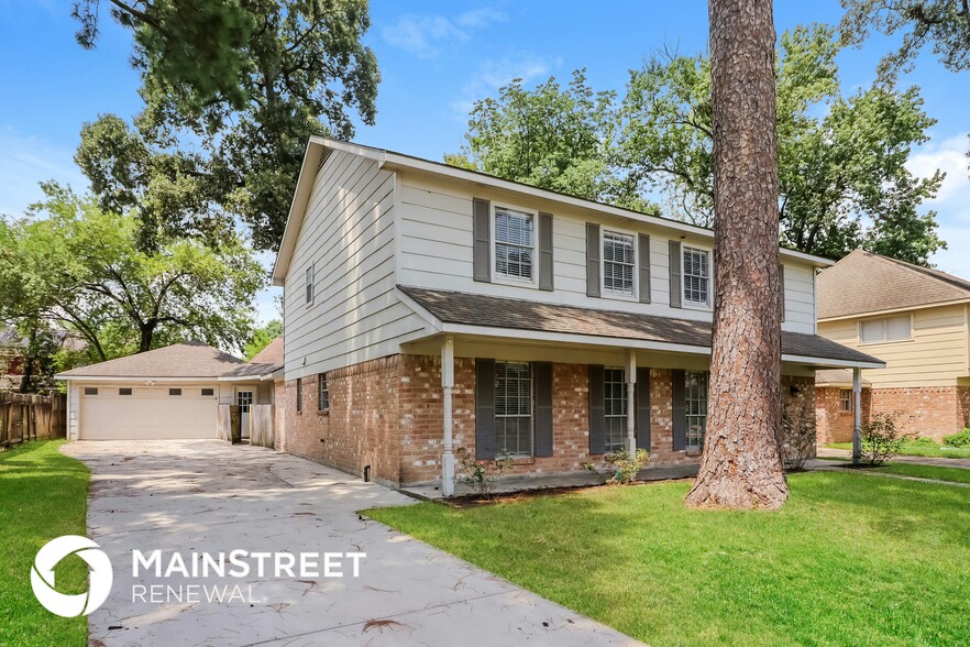 Primary Photo - 5519 Green Timbers Dr