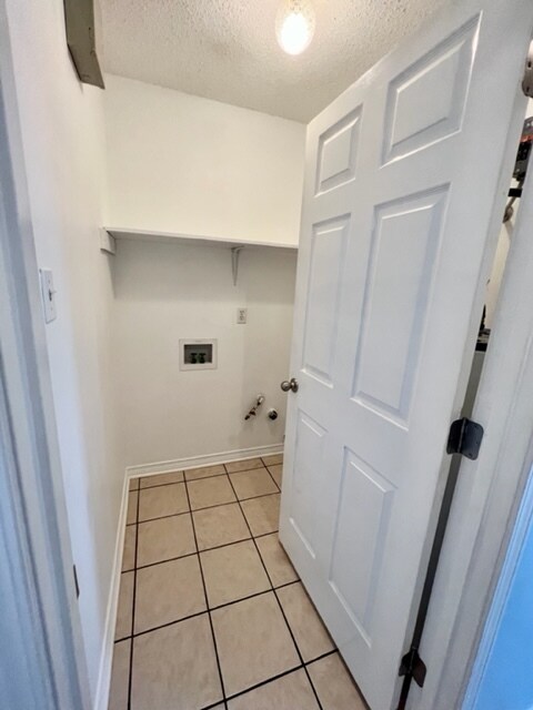 Building Photo - 2532 Misty Meadows Dr