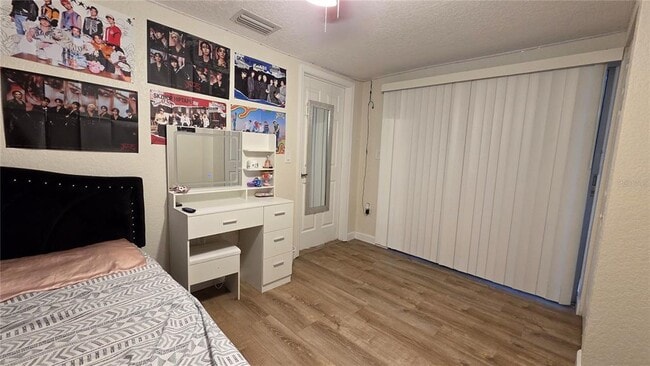 Building Photo - 7340 Brentwood Dr