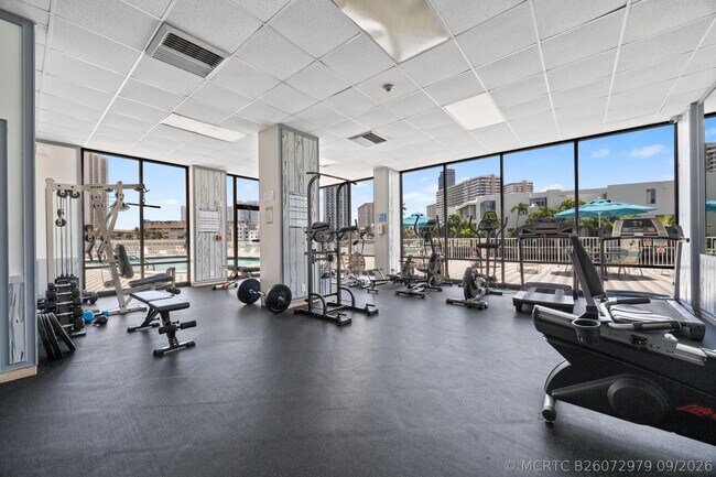 Building Photo - 137 Golden Isles Dr